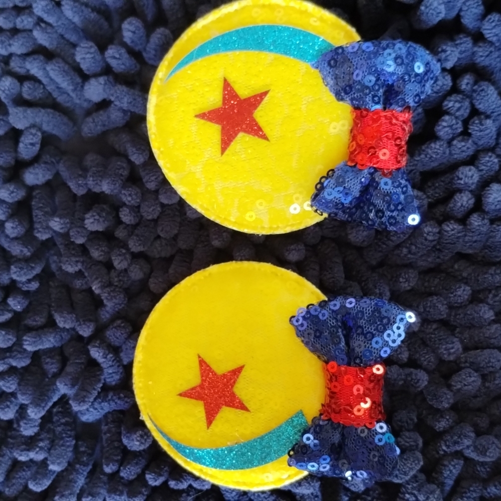 Disney Hair Clips - Picture 2 of 4